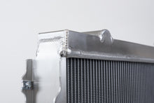 Load image into Gallery viewer, CSF 7212 FITS: 95-04 Toyota Tacoma (2.7/3.4L) Heavy Duty All-Aluminum Radiator Radiators