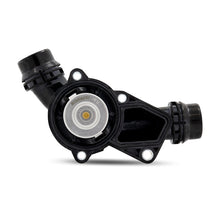 Load image into Gallery viewer, Mishimoto MMTS-E46-99V2 FITS: BMW M52/M54/M56 Racing Thermostat w/Housing 70 Deg. C Thermostats