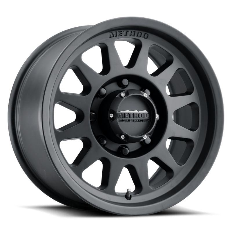 Method Wheels MR70479088518H FITS:Method MR704 HD 17x9 18mm Offset 8x180 130.81mm CB Matte Black Wheel Wheels Cast