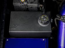 Load image into Gallery viewer, Mishimoto MMRT-DMAX-01N FITS: Coolant Reservoirs FITS: 01-07 Chevy/GMC 6.6L Duramax Degas Tank Natural Coolant Reservoirs