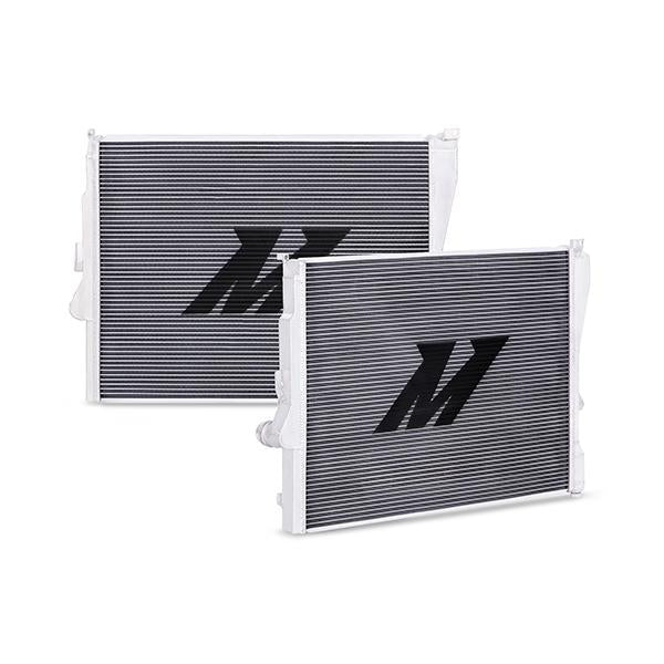 Mishimoto MMRAD-E46-323A FITS: 99-06 BMW 323i/323i/328i/330i w/ Auto Transmission Performance Aluminum Radiator Radiators