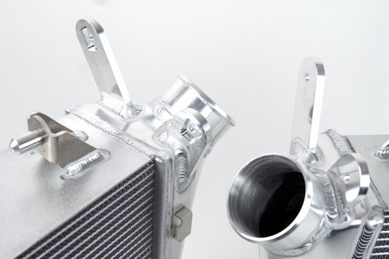 CSF 8194B FITS: 2020+ Audi C8 RS6/RS7 High-Performance Intercooler System Black Intercoolers