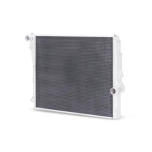 Load image into Gallery viewer, Mishimoto MMRAD-E46-323 FITS: Radiators FITS: 99-06 BMW 323i/323i/328i/330i Performance Aluminum Radiator Radiators