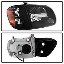 Load image into Gallery viewer, SPYDER 9034336 FITS:xTune Toyota Tundra Double Cab 05-06 OEM Style Headlights &amp; Corner Lights Black HD-JH-TTUN05-AM-BK Headlights