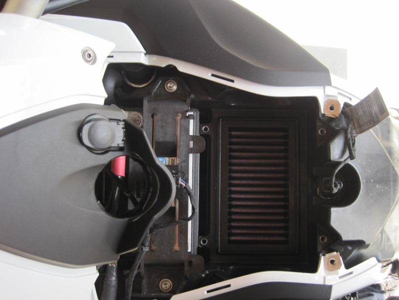 K&N Engineering BM-8006 FITS:K&N 06-10 BMW F800S/ST Air Filter Air Filters Drop In
