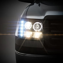 Load image into Gallery viewer, SPYDER 5010605 FITS: GMC Sierra 1500/GMC Sierra Denali 08-13 Projector LED Halo- LED Blk PRO-YD-GS07-HL-BK Headlights