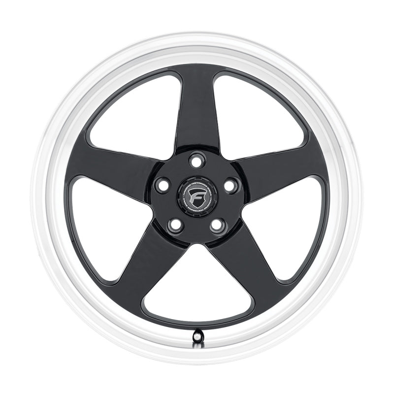 Forgestar F09188022P15 FITS: F091 18X8.0 D5 Drag 5X120 ET15 BS5.125 Gloss Black w/ Machine Lip 78.1 Wheels Cast