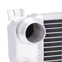 Load image into Gallery viewer, Mishimoto MMRAD-E46-323 FITS: Radiators FITS: 99-06 BMW 323i/323i/328i/330i Performance Aluminum Radiator Radiators