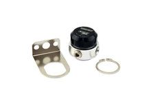 Load image into Gallery viewer, Turbosmart TS-0801-1002 FITS: T40 Oil Pressure Regulator Black Oil Line Kits