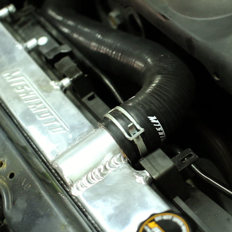 Mishimoto MMHOSE-WRX-01BK FITS: Hoses FITS: 01-07 Subaru WRX / WRX STI Black Silicone Hose Kit Hoses