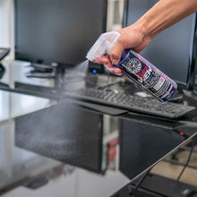 Load image into Gallery viewer, Chemical Guys CLD30116 FITS: HydroView Ceramic Glass Cleaner &amp; Coating 16oz Window Cleaners