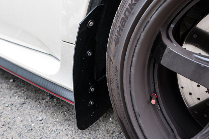 Rally Armor MF47-UR-RD/BLK FITS: 17-22 Honda Civic Type R Red UR Mud Flap w/Black Logo Mud Flaps