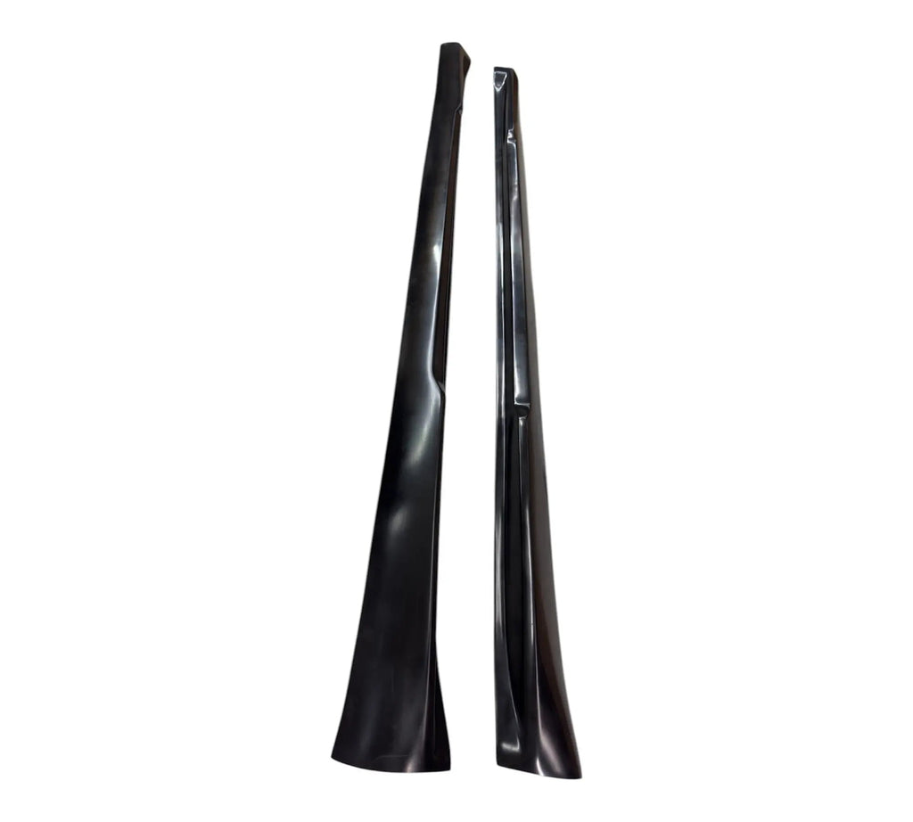 Polyurethane side skirts for Porsche 997 Carrera Mach II narrow body, 2005–2012, by BetterBodies Motorsport, shown on car with detailed finish.