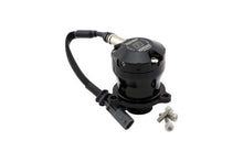 Load image into Gallery viewer, Turbosmart TS-0223-1266 FITS: BOV Kompact EM Re-Circ (Plumb Back) Ford Fiesta ST 1.6L / Ford Mustang 2.3L Ecoboost Blow Off Valves