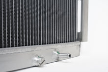 Load image into Gallery viewer, CSF 7210 FITS: 96-02 Toyota 4Runner (2.7/3.4L) Heavy-Duty All-Aluminum Radiator Radiators