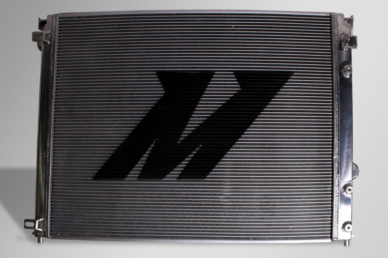 Mishimoto MMRAD-SRT-15 FITS: Radiators FITS: 2008-2016 Dodge Challenger R/T SRT8 Hellcat Performance Aluminum Radiator Radiators