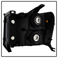 Load image into Gallery viewer, SPYDER 9034749 FITS:xTune GMC Sierra 07-13 Crystal Headlights Black HD-JH-GSIE07-AM-BK Headlights