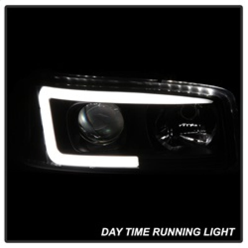 SPYDER 5084521 FITS: GMC Sierra 1500/2500/3500 99-06 V2 Projector Headlights DRL Black PRO-YD-CDE00V2-LB-BK Headlights
