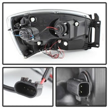 Load image into Gallery viewer, SPYDER 5010018 FITS: Dodge Ram 1500 06-08/Ram 2500 06-09 Projector Headlights LED Halo LED Chrm PRO-YD-DR06-HL-C Headlights