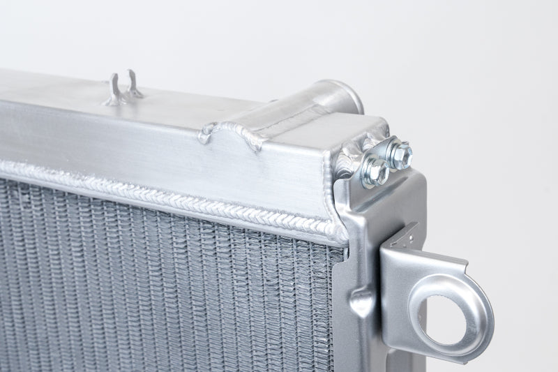 CSF 7207 FITS: 98-07 Toyota Land Cruiser / Lexus LX470 Heavy Duty All Aluminum Radiator Radiators
