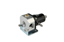 Load image into Gallery viewer, Aeromotive 13130 FITS: Regulator and Fitting Kit Fuel Pressure Regulators