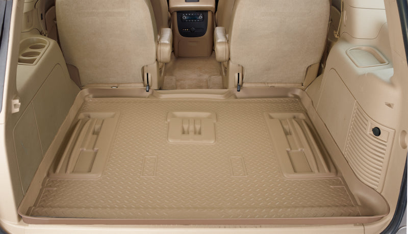 Husky Liners FITS: 23901 - 00-05 Ford Excursion Classic Style Black Rear Cargo Liner (Behind 3rd Seat)