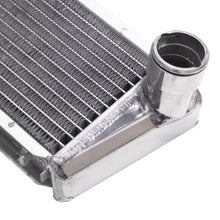 Load image into Gallery viewer, CSF 7049 - 05-11 Porsche Boxster (987) / 05-11 Porsche 911 Carrera (997) Center Radiator