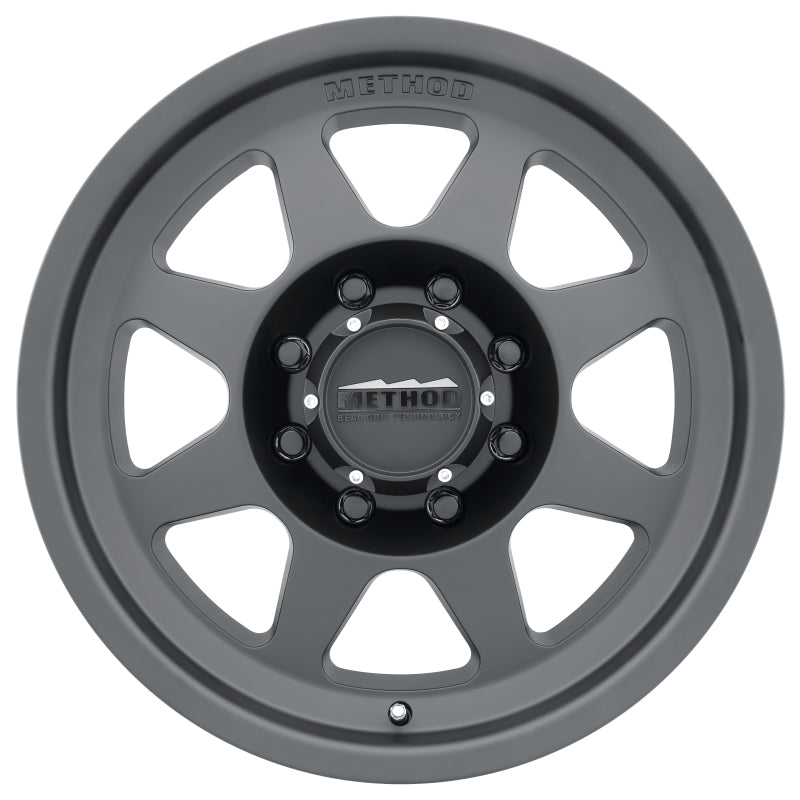 Method Wheels MR70189080518H - Method MR701 HD 18x9 +18mm Offset 8x6.5 130.81mm CB Matte Black Wheel